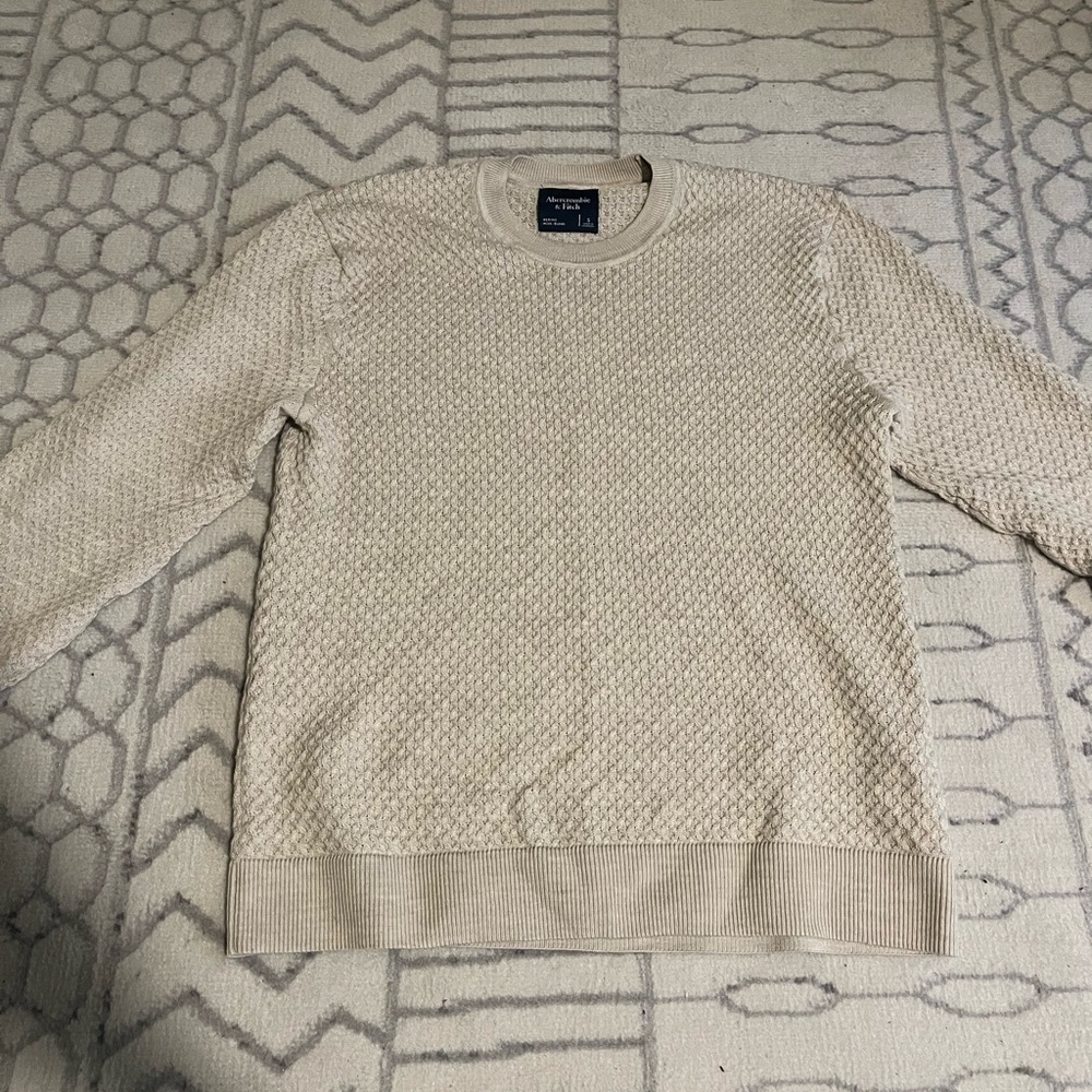 Abercrombie & Fitch Cream Crewneck Sweater with Textured Knit